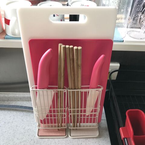忙しい調理中も片手で取り出せる 100均グッズでキッチン立て収納 暮らしニスタ 忙しい調理中も片手で取り出せる 100均グッズでキッチン立て収納 暮らしニスタ