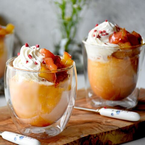 スイーツ りんごのグラスケーキ ざっくり混ぜたら詰めて焼くだけ 暮らしニスタ