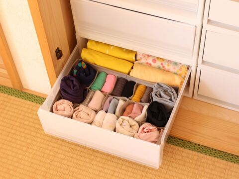 靴下や肌着がもう乱れない 子供の衣類収納にニトリの整理ボックスが最高です 暮らしニスタ