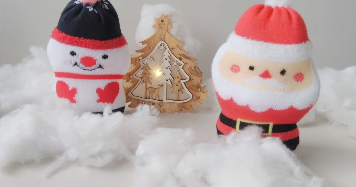 １００均靴下で作る サンタ スノーマンのマスコット 暮らしニスタ