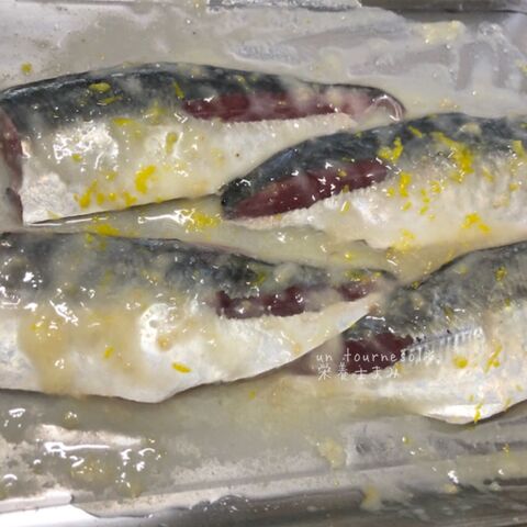 材料3つ さっぱり ふっくらで老化防止に アジのレモン塩麹蒸し焼き 暮らしニスタ 材料3つ さっぱり ふっくらで老化防止に アジのレモン塩麹蒸し焼き 暮らしニスタ