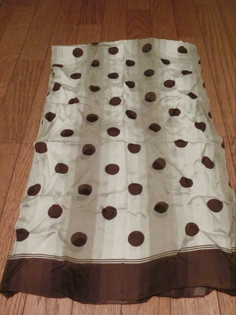 出番が増えた 昔のスカーフをスヌードにリメイク 暮らしニスタ