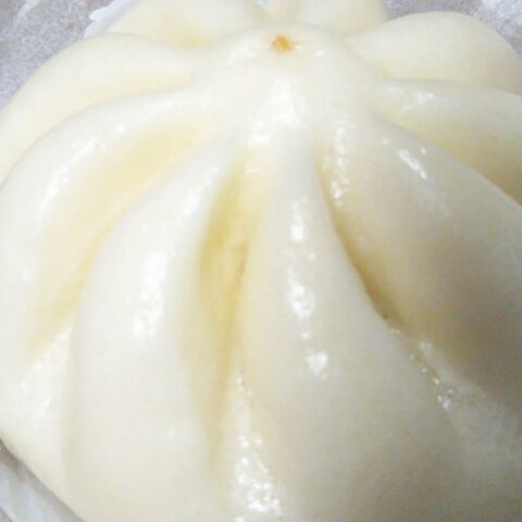 市販肉まんをレンジで美味しくいただくには で簡単 ふわふわキープの温め方 暮らしニスタ