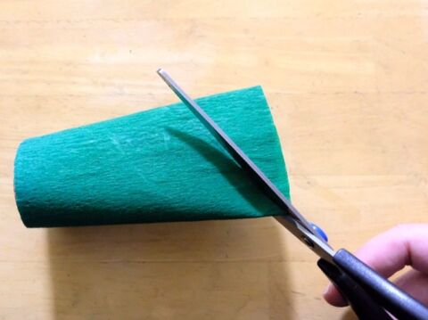 トイレットペーパー芯でミニ門松を作ろう 暮らしニスタ トイレットペーパー芯でミニ門松を作ろう 暮らしニスタ