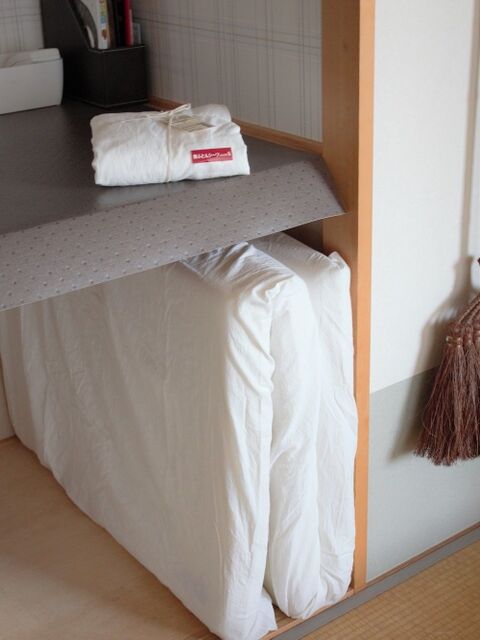 寝具収納が無いなら こんなふうに布団を置いてみては 暮らしニスタ 寝具収納が無いなら こんなふうに布団を置いてみては 暮らしニスタ