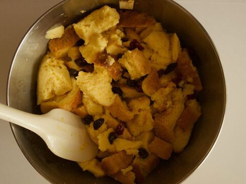 余ったパンの耳で フライパンで作るパンプディング 暮らしニスタ 余ったパンの耳で フライパンで作るパンプディング 暮らしニスタ