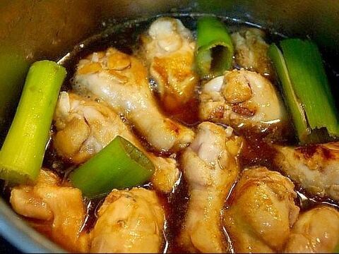 痩せたい でも食べたい ダイエットコーラーと醤油の鶏手羽元の甘辛煮込み 暮らしニスタ