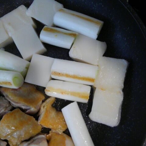 フライパンで簡単おうち居酒屋 お餅の焼き鳥風 暮らしニスタ フライパンで簡単おうち居酒屋 お餅の焼き鳥風 暮らしニスタ