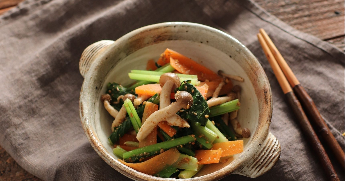 小松菜としめじの胡麻和え 暮らしニスタ