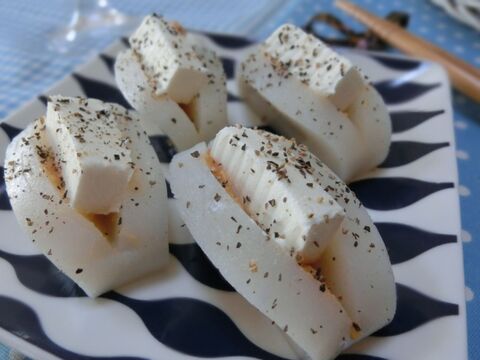 切るだけおつまみ かまぼこの味噌チーズペッパー 暮らしニスタ
