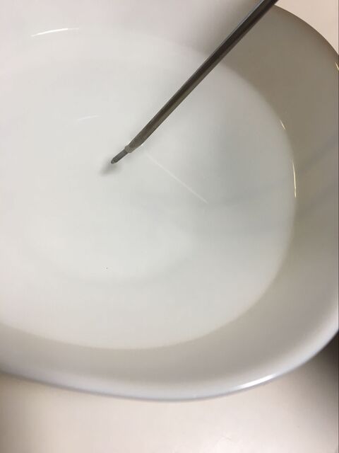 古くて書けないボールペンを一瞬で復活させる方法 暮らしニスタ 古くて書けないボールペンを一瞬で復活させる方法 暮らしニスタ