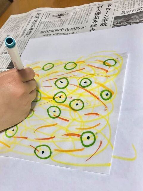 破れ補修が楽しくなる 子供と簡単 アートな障子紙 暮らしニスタ 破れ補修が楽しくなる 子供と簡単 アートな障子紙 暮らしニスタ