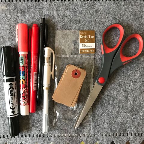 100均荷札で ちょこっとオシャレなラッピングタグ 暮らしニスタ 100均荷札で ちょこっとオシャレなラッピングタグ 暮らしニスタ
