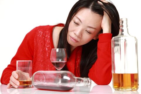穴があったら入りたい 飲み会でやっちゃった失敗エピソード 暮らしニスタ 穴があったら入りたい 飲み会でやっちゃった失敗エピソード 暮らしニスタ
