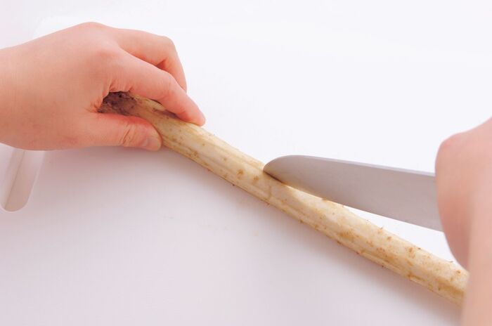 ごぼうのささがきの正しいやり方は?保存方法や活用レシピも伝授|暮らしニスタ