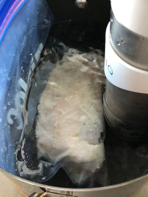低温調理器でほっとくだけ 塩麹の鶏ハム 暮らしニスタ