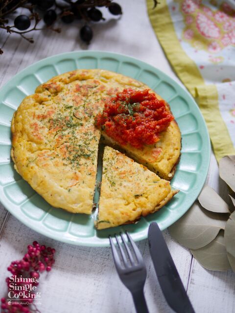 混ぜて焼くだけ 余ったポテサラアレンジ スパニッシュオムレッツ 暮らしニスタ