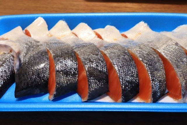 鮭の切り身の美味しい焼き方を極める 鮭を使ったアレンジレシピも紹介 暮らしニスタ