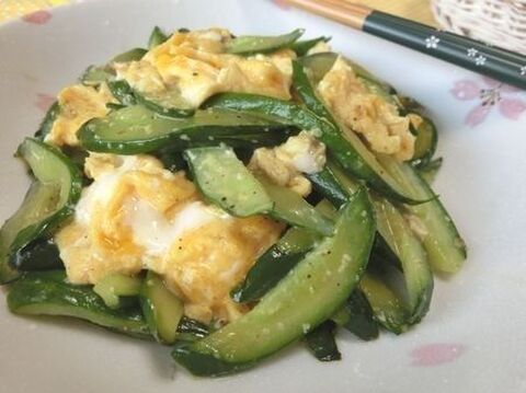 食材2つでハマる副菜 きゅうりとたまごのうま塩炒め 暮らしニスタ