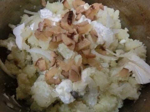 お酒に合わせたいポテサラ いぶりがっことクリチのポテトサラダ 暮らしニスタ お酒に合わせたいポテサラ いぶりがっことクリチのポテトサラダ 暮らしニスタ