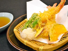 サクサク衣の絶品天ぷらを家庭で作るコツ、美味しく揚げるコツを伝授