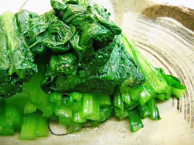 小松菜は冷凍保存がおすすめ 栄養を逃さず 時短調理もかないます 暮らしニスタ