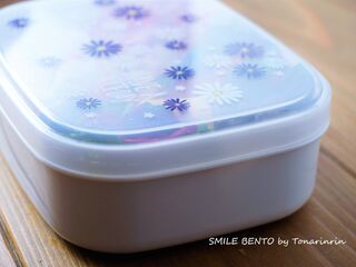 蓋に着目 花柄のお弁当箱 暮らしニスタ 蓋に着目 花柄のお弁当箱 暮らしニスタ