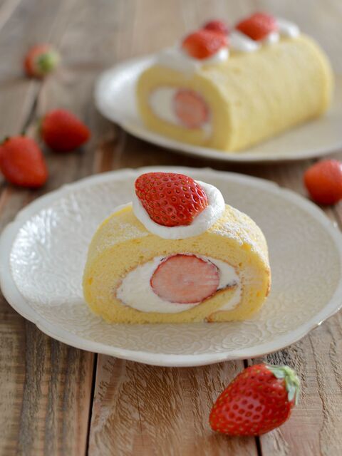 いちごのロールケーキ 別立てでふんわり 春らしいスイーツ 暮らしニスタ いちごのロールケーキ 別立てでふんわり 春らしいスイーツ 暮らしニスタ