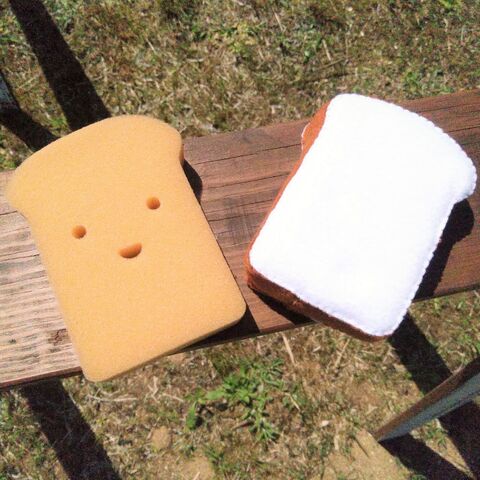 ダイソースポンジを使ってフェルト食パンを作ろう 暮らしニスタ