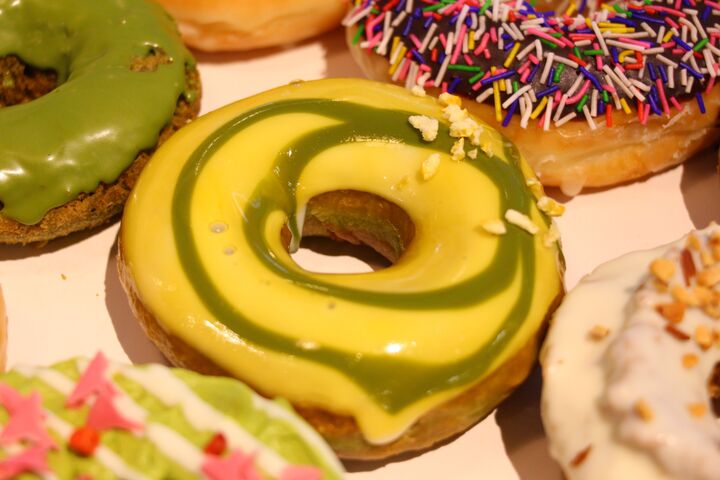 甘さ控えめでおいしい♡期間限定『和茶ドーナツ』3種