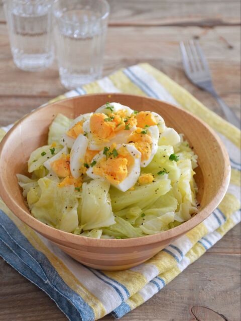 簡単 キャベツとゆで卵のホットサラダ キャベツが甘い 暮らしニスタ 簡単 キャベツとゆで卵のホットサラダ キャベツが甘い 暮らしニスタ