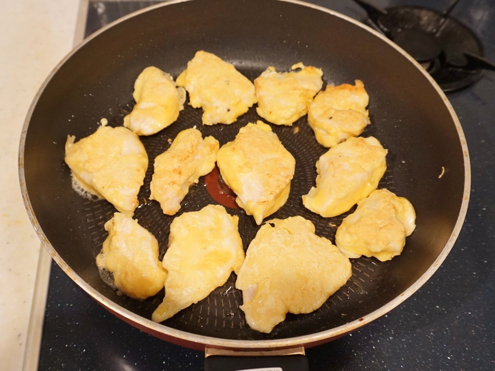 両面をこんがりと焼きます。