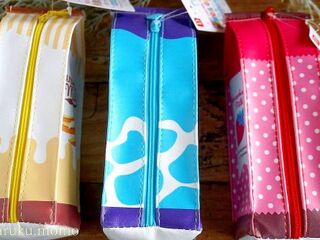 大人気 ダイソーの可愛すぎる 牛乳パック型のペンケース 暮らしニスタ