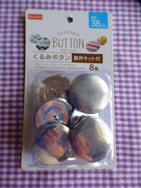 ダイソー くるみボタンキットでバッグにワンポイント 暮らしニスタ ダイソー くるみボタンキットでバッグにワンポイント 暮らしニスタ