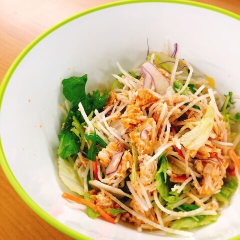 コンビニ食材2つで 糖質オフのサラダランチ 暮らしニスタ