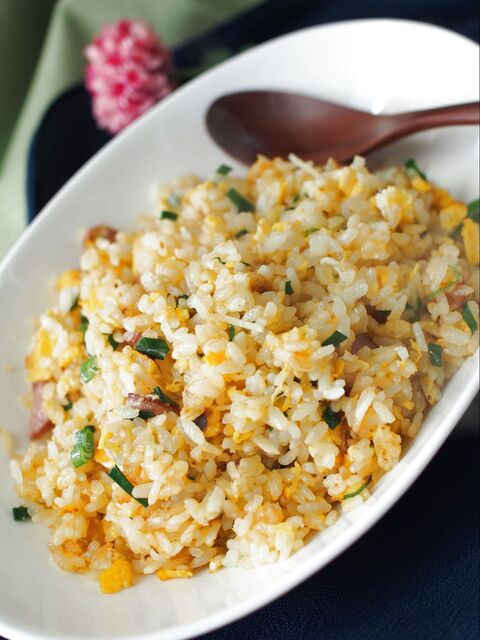 コツはひとつだけ 絶対に失敗しない しっとりパラパラ炒飯の作り方 暮らしニスタ コツはひとつだけ 絶対に失敗しない しっとりパラパラ炒飯の作り方 暮らしニスタ