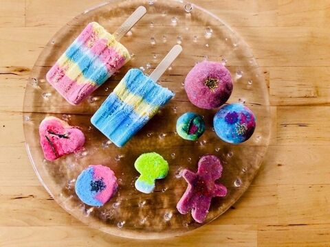 えっ これが手作り 100均の材料で作るバスボムが可愛すぎる 暮らしニスタ えっ これが手作り 100均の材料で作るバスボムが可愛すぎる 暮らしニスタ