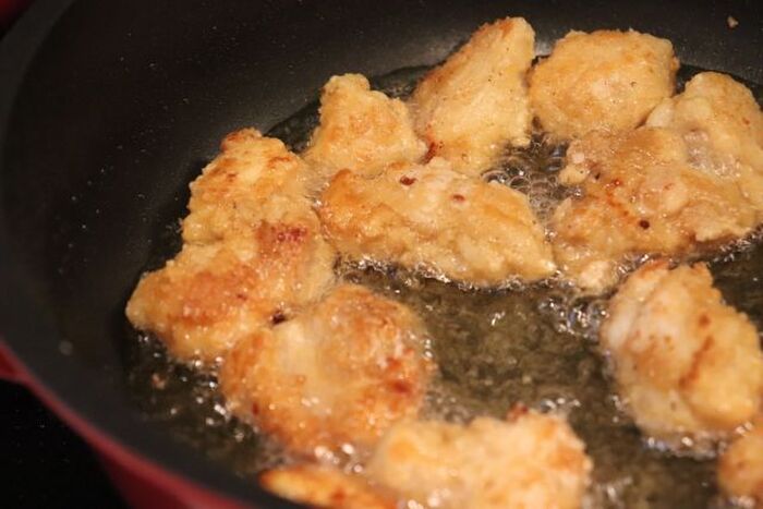 唐揚げの衣は小麦粉 片栗粉 おいしい作り方も紹介 暮らしニスタ