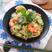 さっぱり麺レシピ「えびとパクチーの和え麺」