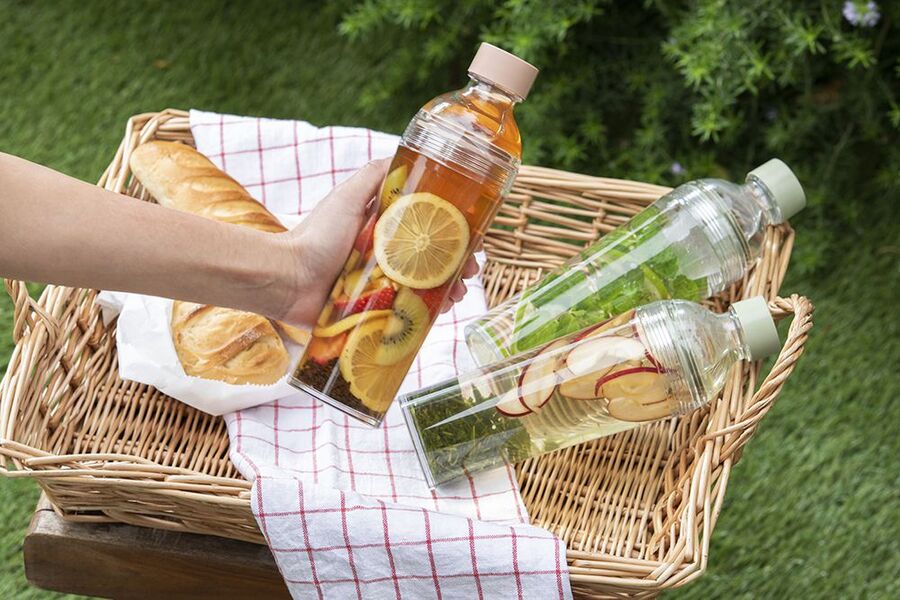 水出し茶やデトックスウォーターをおしゃれに持ち歩こう 暮らしニスタ 水出し茶やデトックスウォーターをおしゃれに持ち歩こう 暮らしニスタ