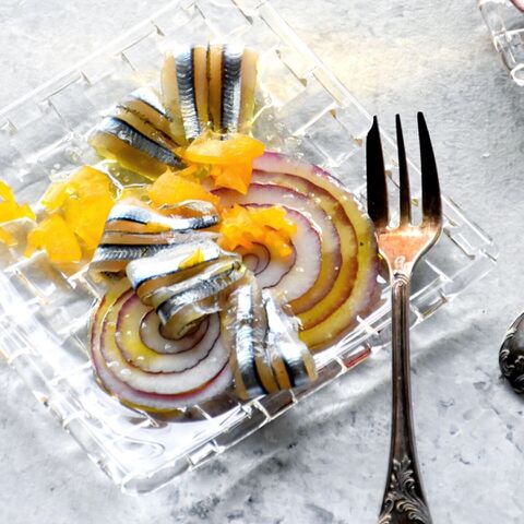 果物のおかず 魚のおつまみ 2種の冷製タパス きびなごと金目鯛のお洒落前菜 暮らしニスタ 果物のおかず 魚のおつまみ 2種の冷製タパス きびなごと金目鯛のお洒落前菜 暮らしニスタ