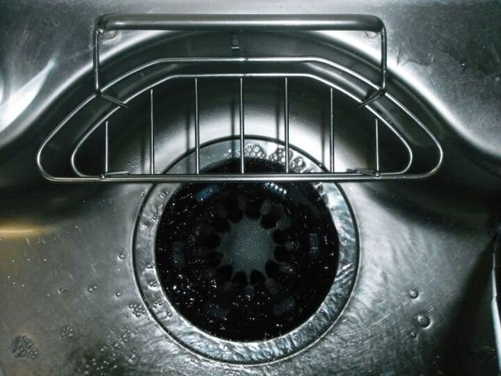 ステンレスの錆を落とす・防止する方法は?錆の原因もご紹介