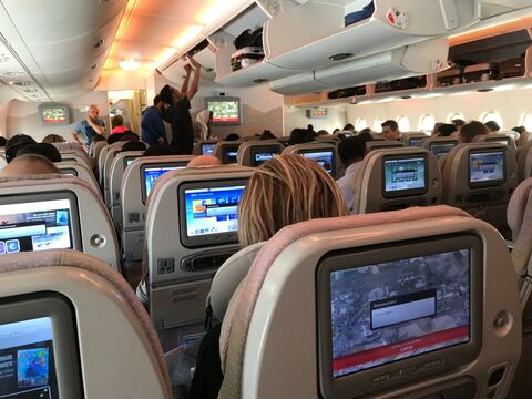 100均リメイクで 飛行機フットレスト の作り方 機内快適グッズ 暮らしニスタ