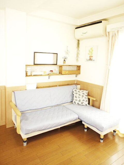 今年もソファーが変身 手軽にソファーカバーが夏仕様に 暮らしニスタ