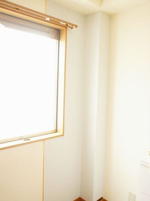 正解だった壁紙 四女の部屋 階段に余った壁紙を使いきり 暮らしニスタ