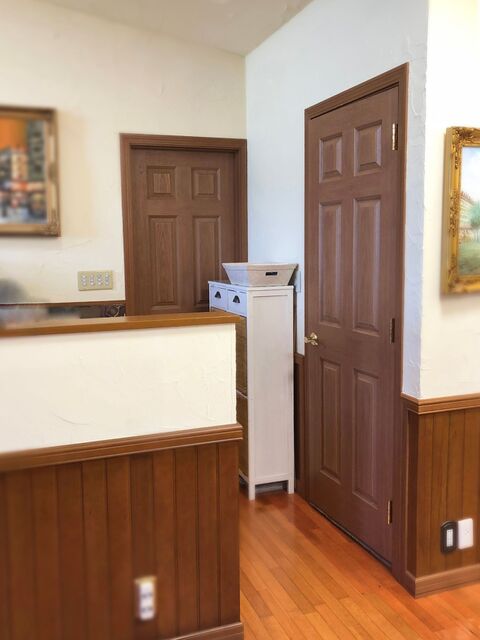 部屋を広く 天井を高く見せるドアペイントの方法 暮らしニスタ 部屋を広く 天井を高く見せるドアペイントの方法 暮らしニスタ