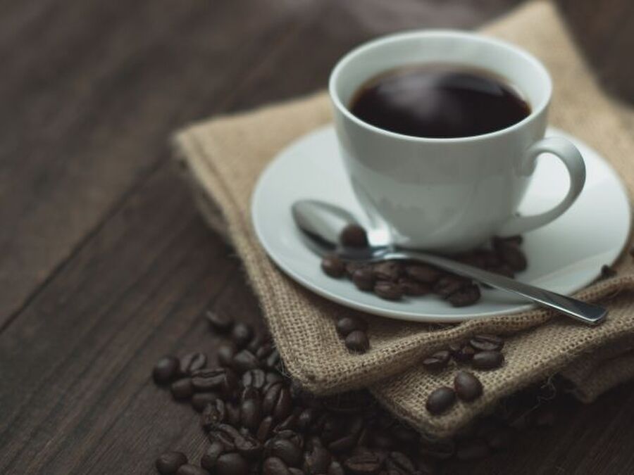コーヒーのカフェイン量は 気になる効果や副作用も紹介 暮らしニスタ