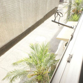 夏の暑さ対策★改良されたオーニング振れ止めフックが便利