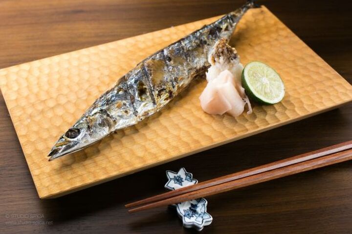 さんまの正しい食べ方やマナー、知っていますか?食べやすくてキレイな方法をチェック!