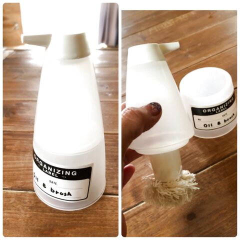 油入れと油引きが合体 片手で注げてラクラク塗れる ダイソー 油引き が超便利 暮らしニスタ 油入れと油引きが合体 片手で注げてラクラク塗れる ダイソー 油引き が超便利 暮らしニスタ